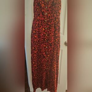 Piece that I have acquired and gently wore. Fun, flirty, and fabulous!